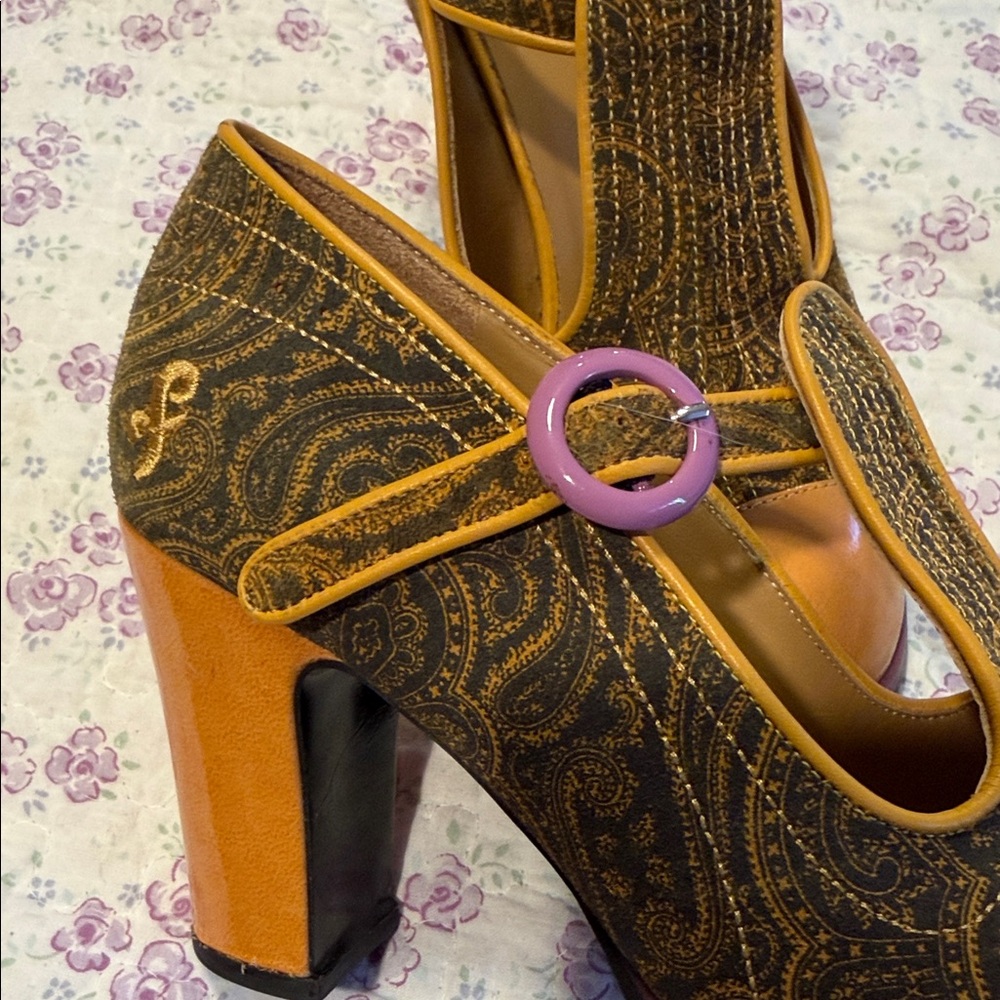 John Fluevog Mustard & Purple Mary Jane Heels - Picture 8 of 9
